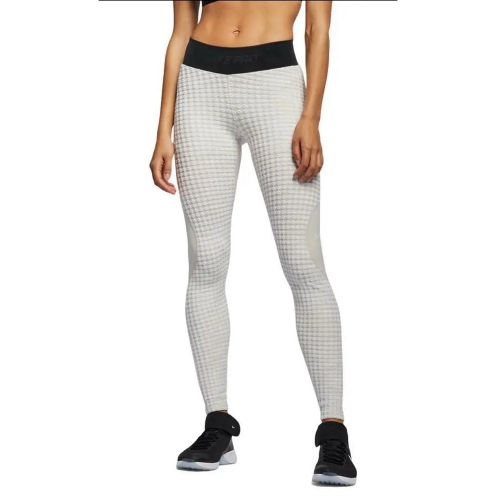 Nike Pro Hyperwarm Leggings Medium
